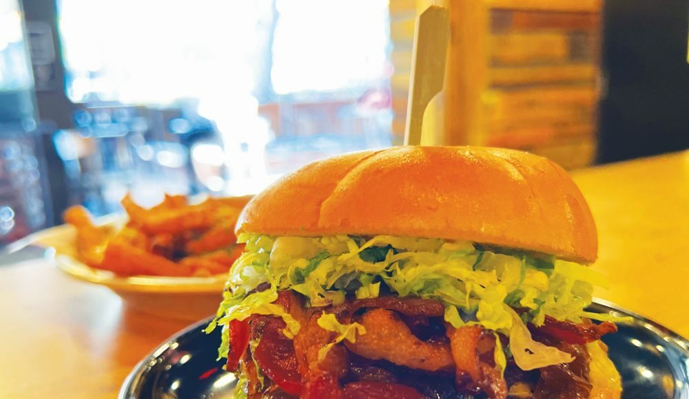 Cedar Room, Pruneyard Cinemas, Bacon Burger