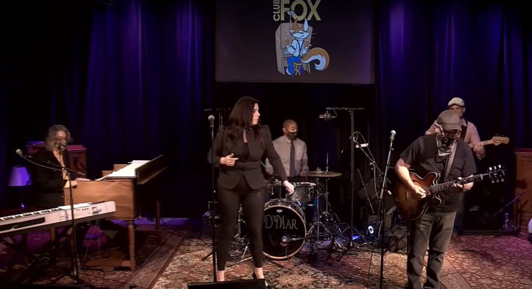 Carmen Ratti Band in Redwood City