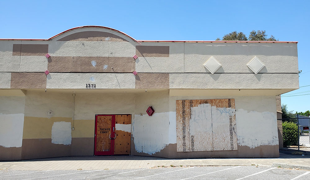 Abandoned building on a bright sunny day